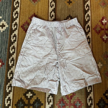Shorts bouffants ZARA rayés (blanc bleu clair)