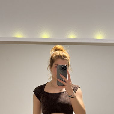 Gymshark Whitney x Adapt croptop