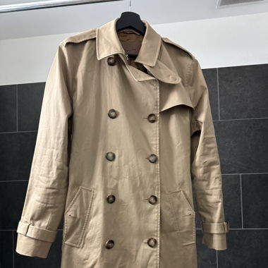 Massimo Dutti trench coat in beige