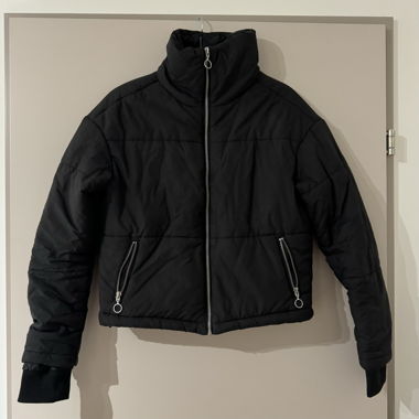 Urban Classics Cropped Black Puffer
