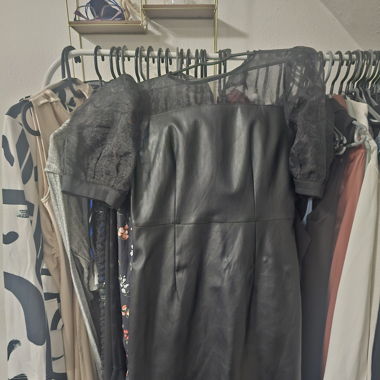 Verkaufe Schwarzes Kleid