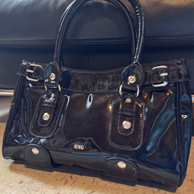 Kantige Schnallen-Handtasche