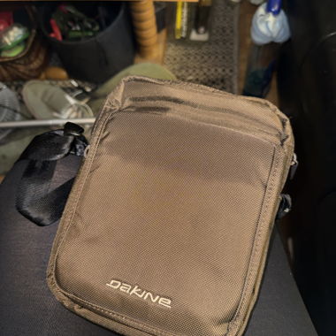 Dakine - piccola tracolla da viaggio/beauty case