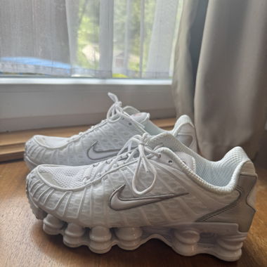 Nike Shox