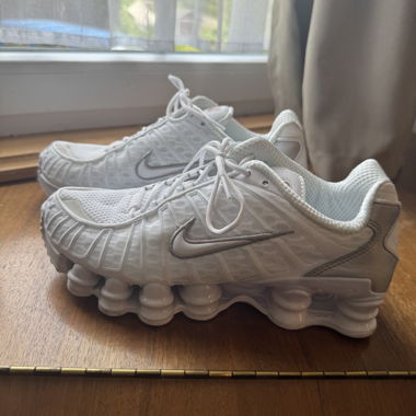 Nike Shox