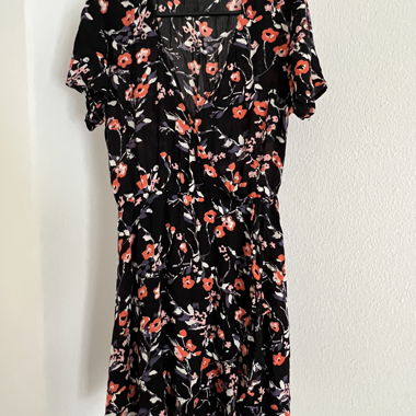 Blumenkleid schwarz