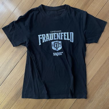 t-shirt