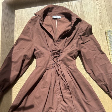 pretty brown dress 