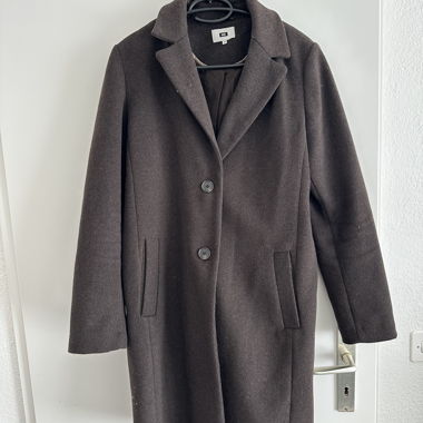 grey coat