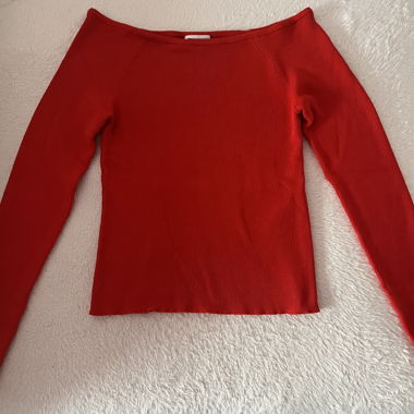 Maglione M