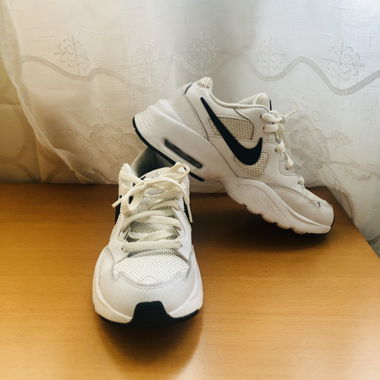 Basket blanches Nike