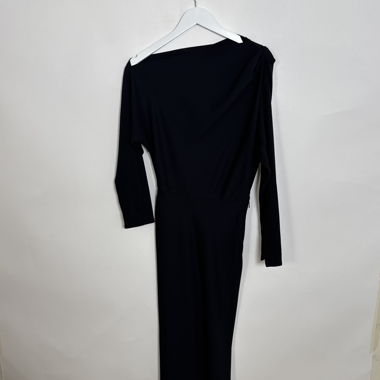 MNG Schwarzes Kleid mit langen Ärmeln