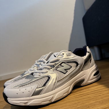 NewBalance Schuhe Grösse 43