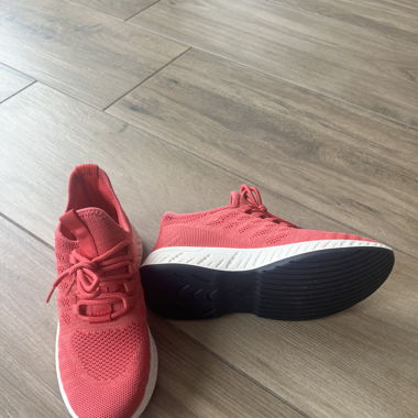 Schuhe ungetragen Grösse 35