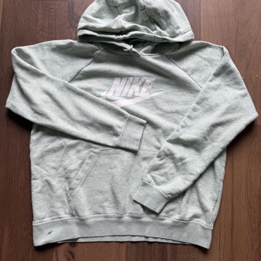 Nike Hoodie hellgrünn oversized cozy fit 