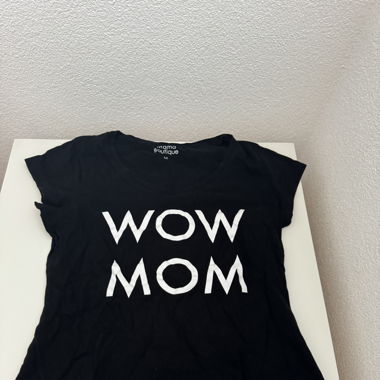 Wow mom T-shirt