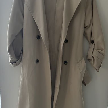 Stradivarius trench coat beige XS