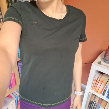 Cute green top