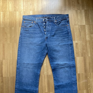 Levis Jeans