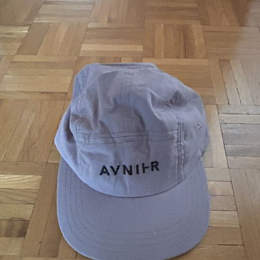 Casquette mauve 