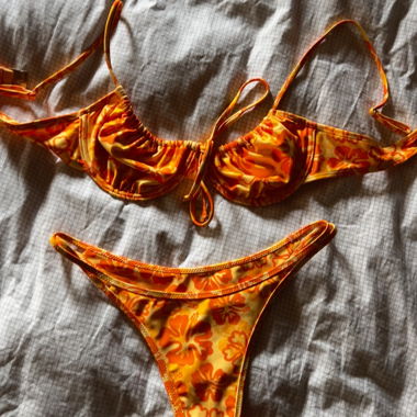 kulani kinis bikini