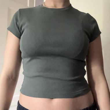 UNIQLO Cropped T-Shirt green S