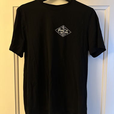 Schwarzes Coca Cola Shirt
