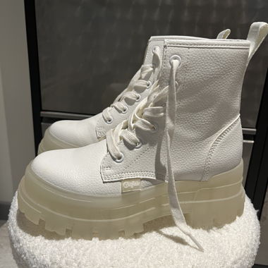 Bottes Buffalo blanches