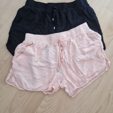 2 shorts rosa e nero