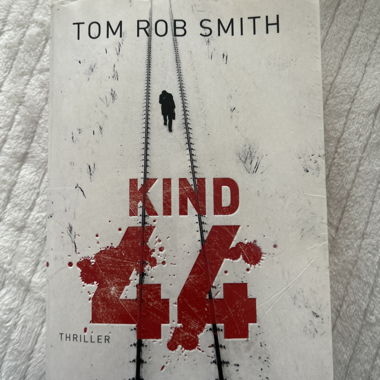 KIND 44 — Tom Rob Smith