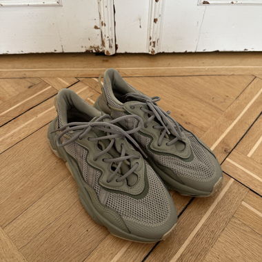 Adidas Sneakers in Olive