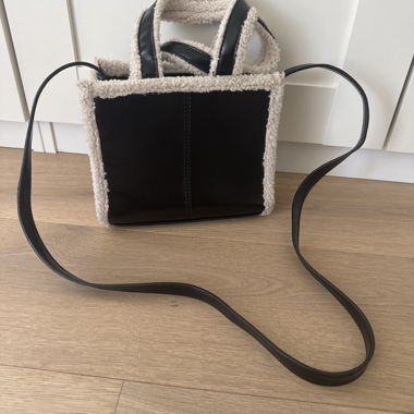 Small teddy-fur crossbody bag