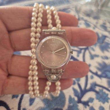 Montre Swatch perles