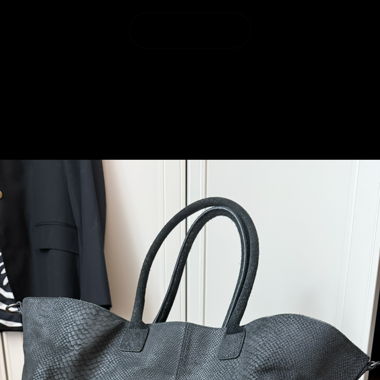 Liebeskind Tasche Schlangenoptik
