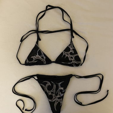 Set bikini nero con strass di Named Collective