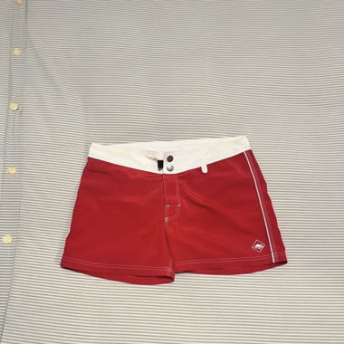red swimming trunks 🍎