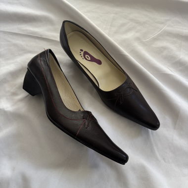 Women’s Leather Mule Pumps