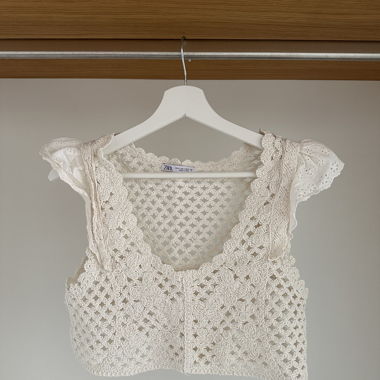 Zara Strick Crop Top