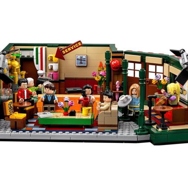 LEGO Friends Central Perk Set 21319