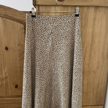 Jupe à motif léopard