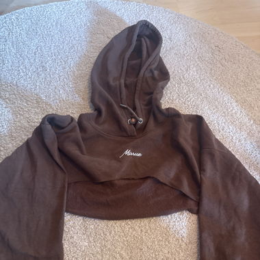 Kurzer crop hoodie