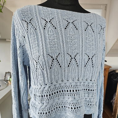 Gecroppter Strickpullover