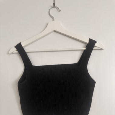 Cropped schwarzes Tanktop