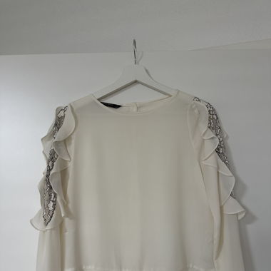 Weisse, elegante Bluse
