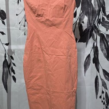 Coral off-shoulder bodycon dress