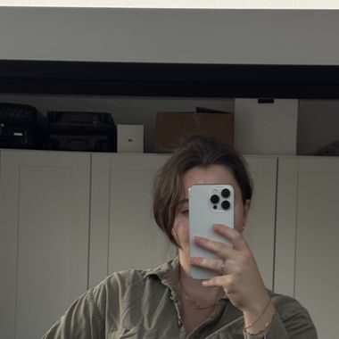 Green shirt 