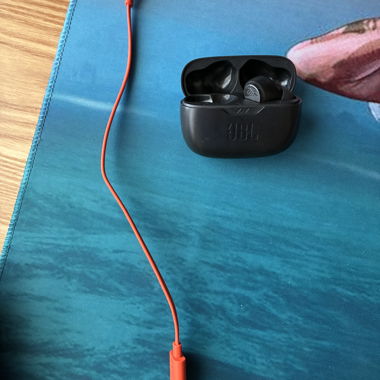 JBL kabellose In-Ear Kopfhörer (WAVE BEAM)