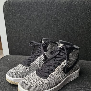 Nike Air Force 1 Flyknit High