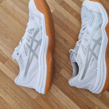 asics trainers 34.5 or 21.5