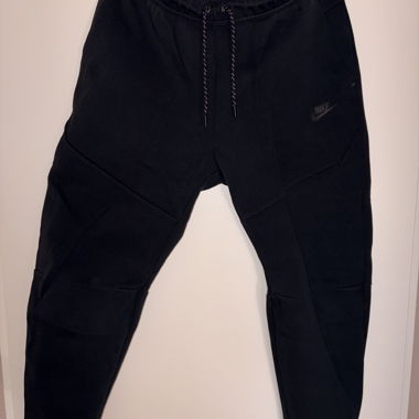 Nike Tech Sweatpants